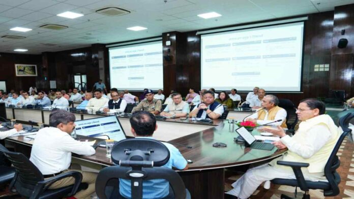 Uttarakhand News: उत्तराखंड में पेयजल और जल जीवन मिशन की शिकायतों पर CM धामी नाराज, एक हफ्ते में समाधान के निर्देश